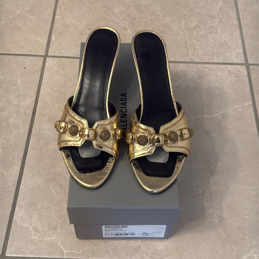 Cagole Gold Balenciaga